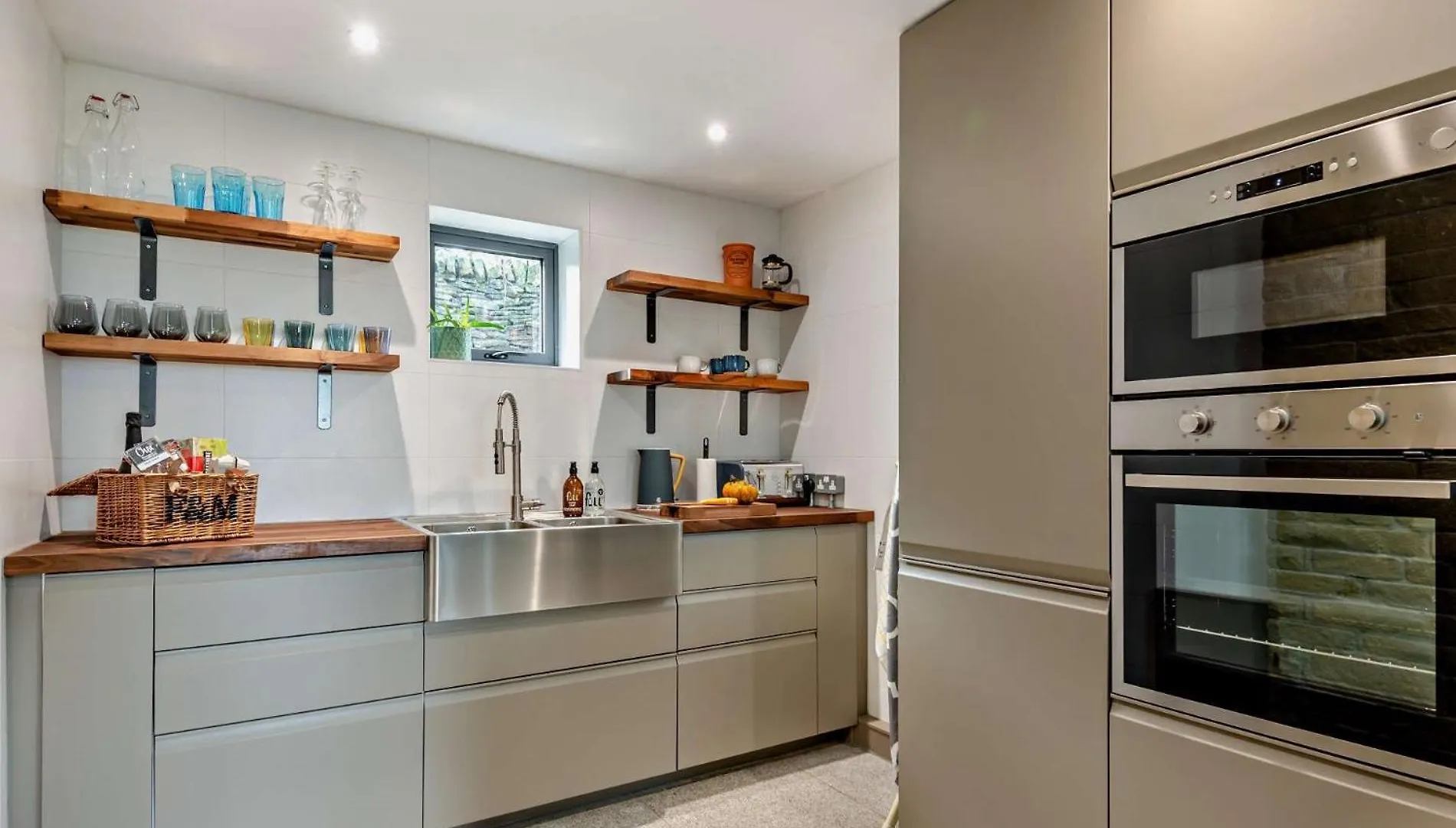 Villa 3 Bed In Holmfirth 94342 Thurlstone 0*,