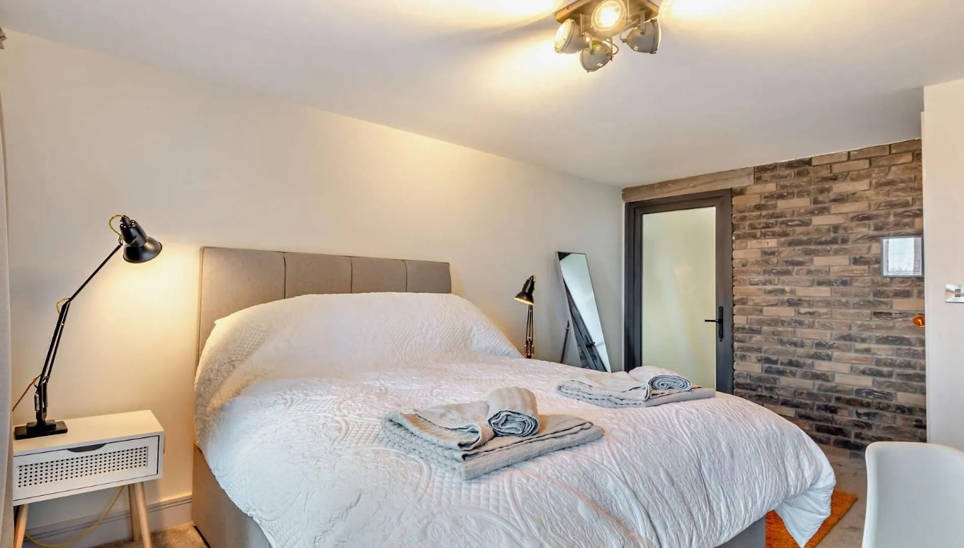 Villa 3 Bed In Holmfirth 94342 Thurlstone Reino Unido